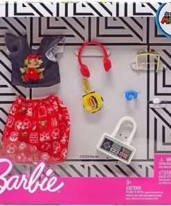 Barbie Storytelling Fashion Pack of Doll Clothes Inspired by Super Mario- Graphic Top, Print Skirt & 6 Video Game-Themed Accessories Dolls, Gift for 3 to 8 Year Olds - 2