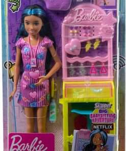 Barbie First Jobs Skipper Set with Dummy Doll, Ear Piercing Station with Piercing Tool, 10 Pairs of Earrings and 5 Accessories, Children's Toy, from 3 Years, HKD78 - 7