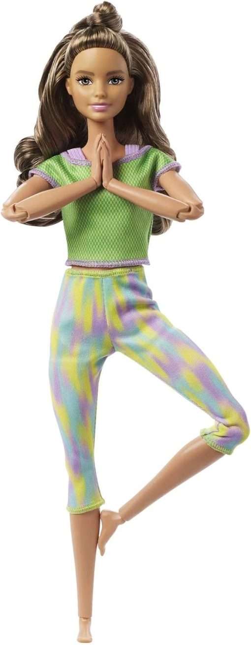 Barbie Made to Move Doll with 22 Flexible Joints & Long Wavy Brunette Hair Wearing Athleisure-wear for Kids 3 to 7 Years Old , Green - 1