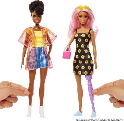 Barbie Fashions 2-Pack Clothing Set, 2 Outfits Doll Include Shirt, Shorts & Kimono, Sleeveless Sunflower Dress & 2 Accessories - 4