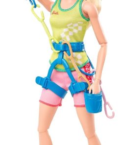 Barbie Dolls, Home